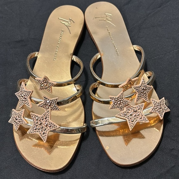 Giuseppe Zanotti - Picture 2 of 3